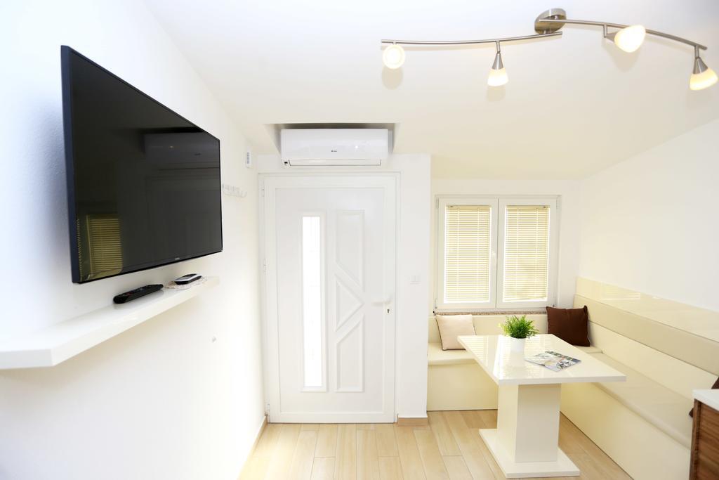 Odette Apartment ซาดาร์ ภายนอก รูปภาพ